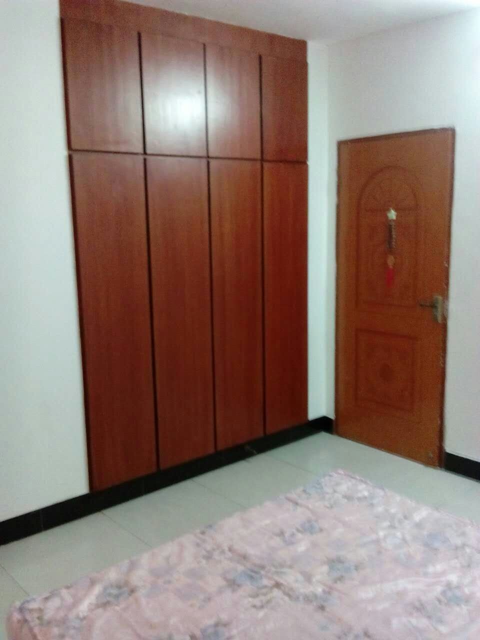 复州花园北门附近出租房出售