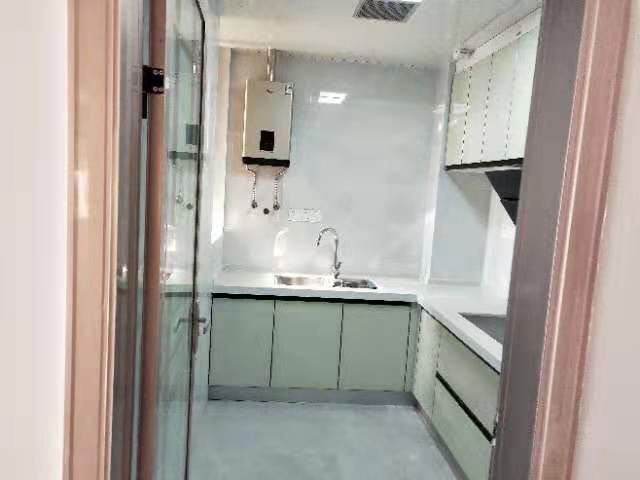 现代森林国际城刚装好新房一天未住82万售