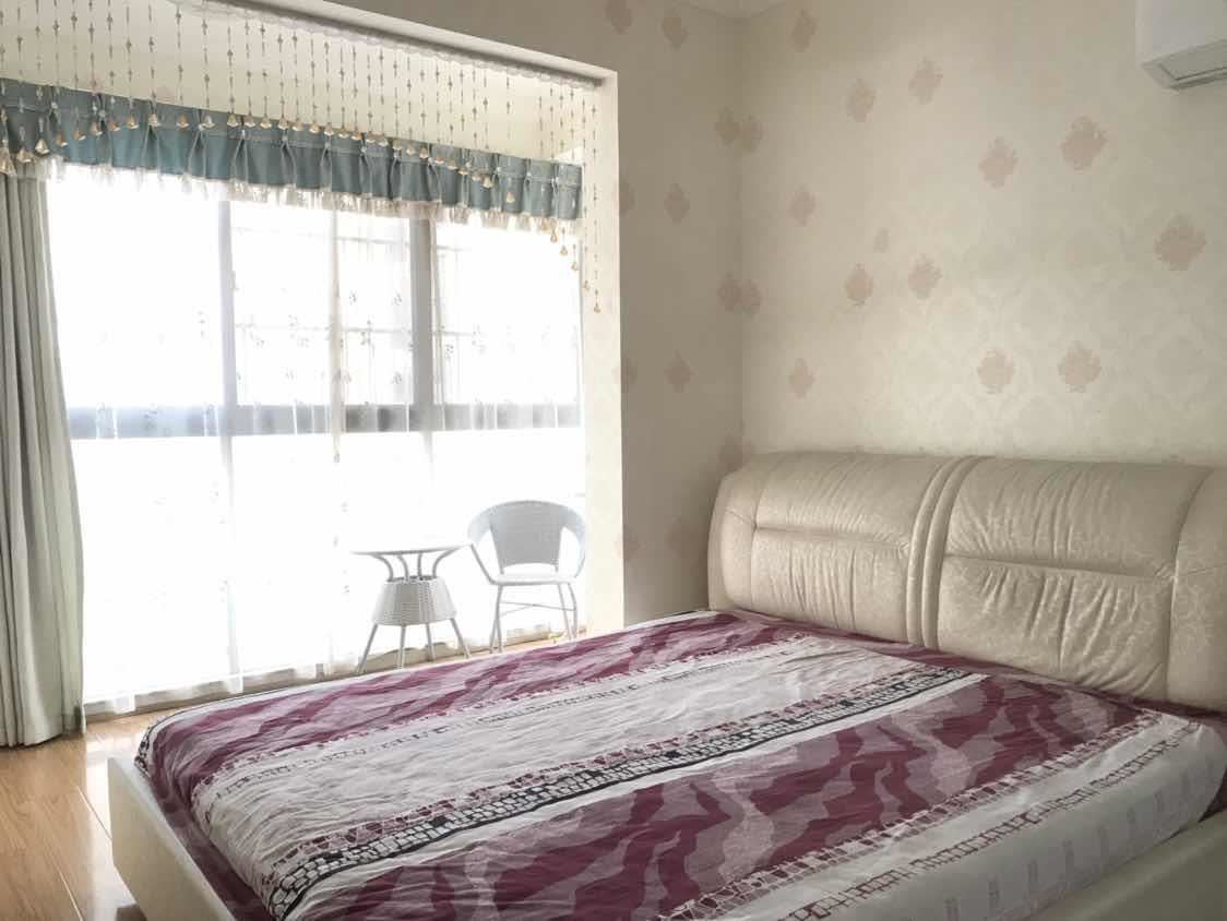 城南新三中 房精装修证满两年