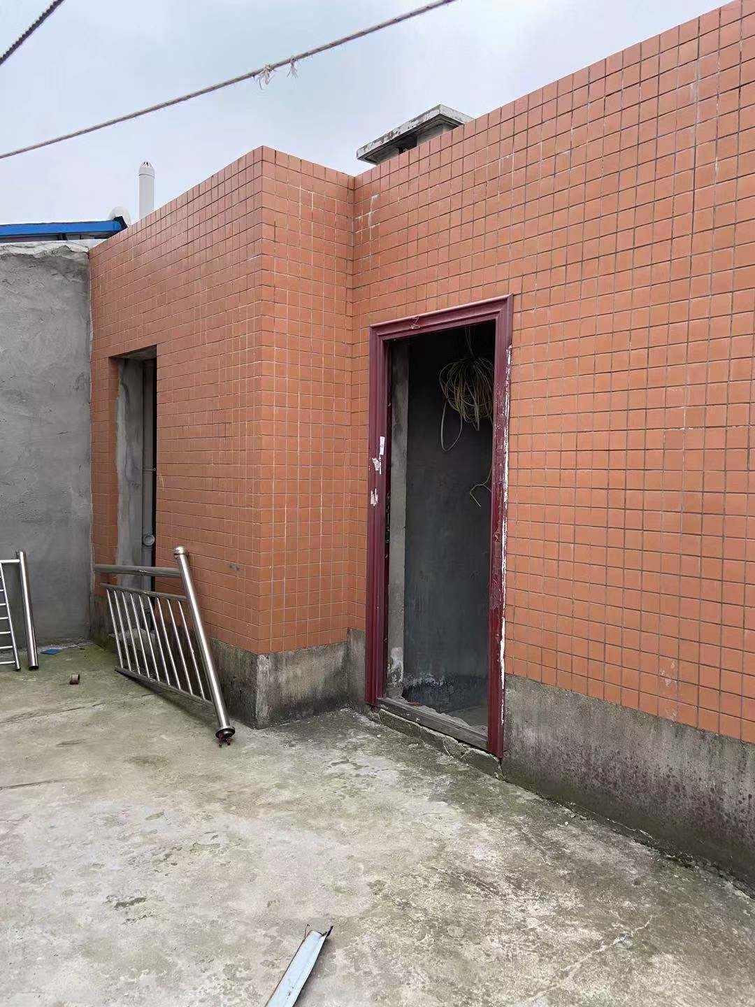 金域城邦55平东南出售