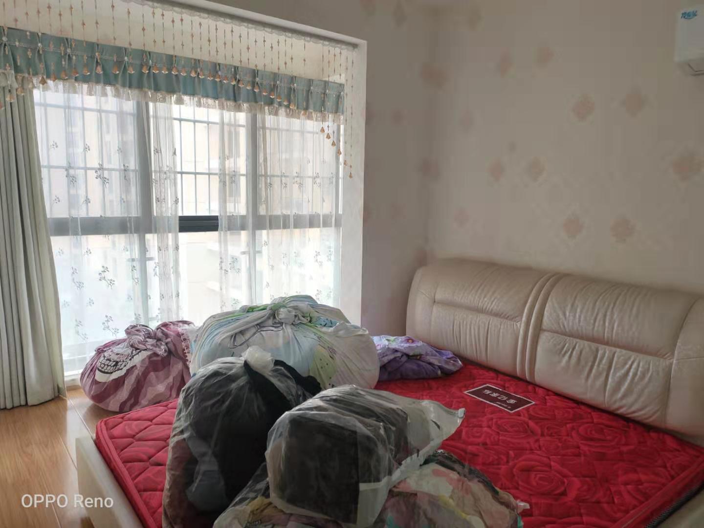 城南新三中旁边精装好房100平67万