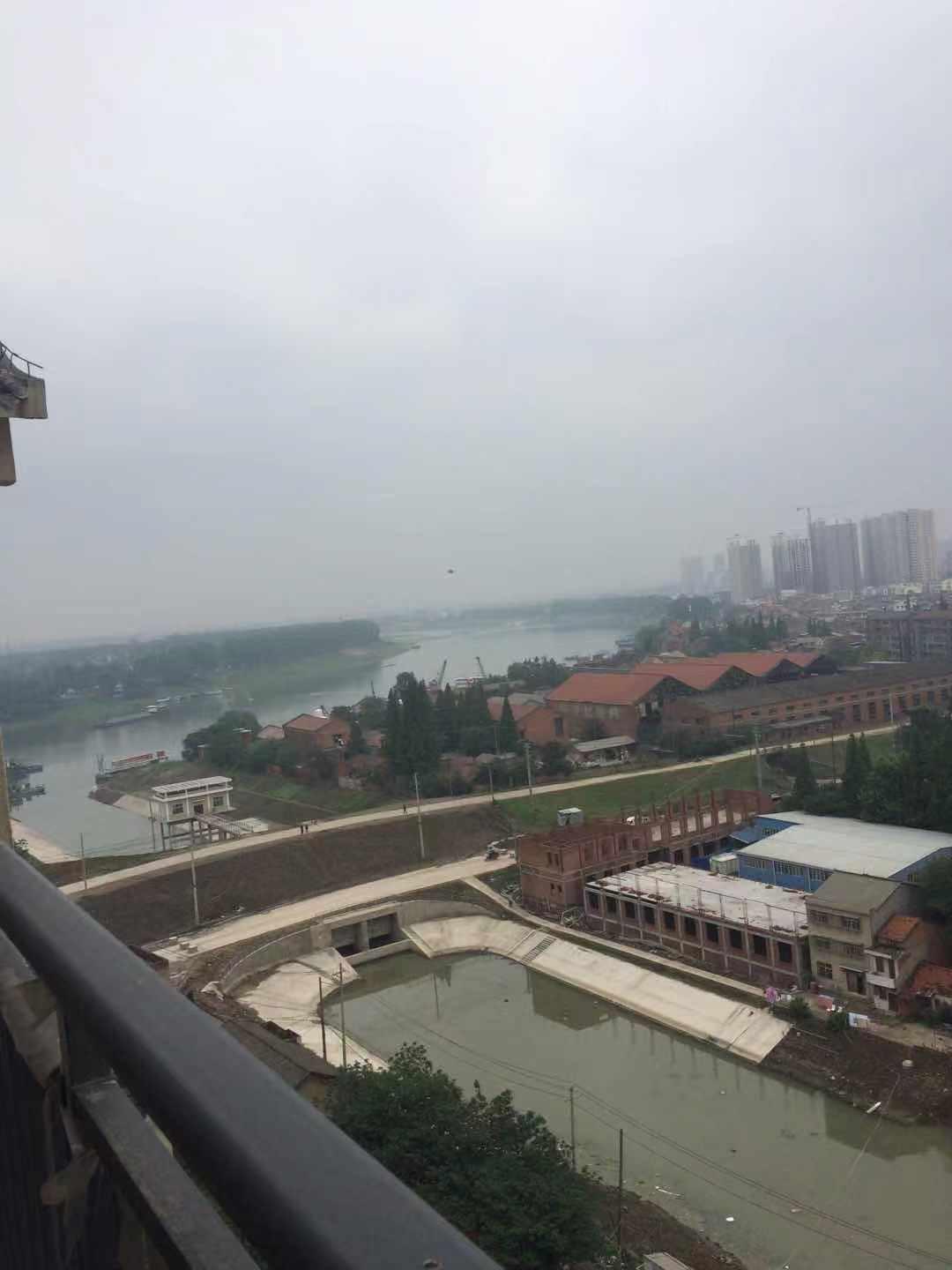 水云间买一层得二层优质毛坯复式86平40万