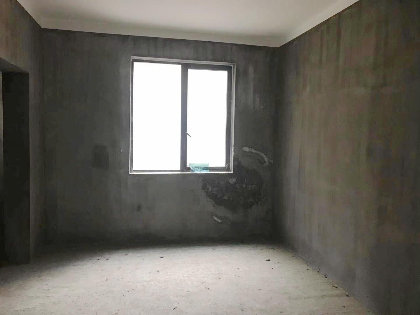 绿地华庭锦城毛坯复式带花园送储藏室送车库看房方便房东诚意出售