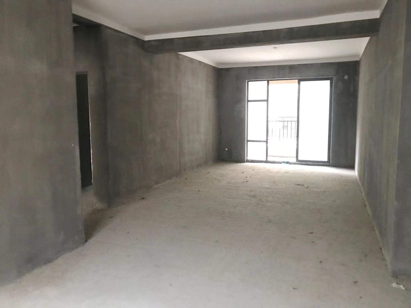 绿地华庭锦城毛坯复式带花园送储藏室送车库看房方便房东诚意出售