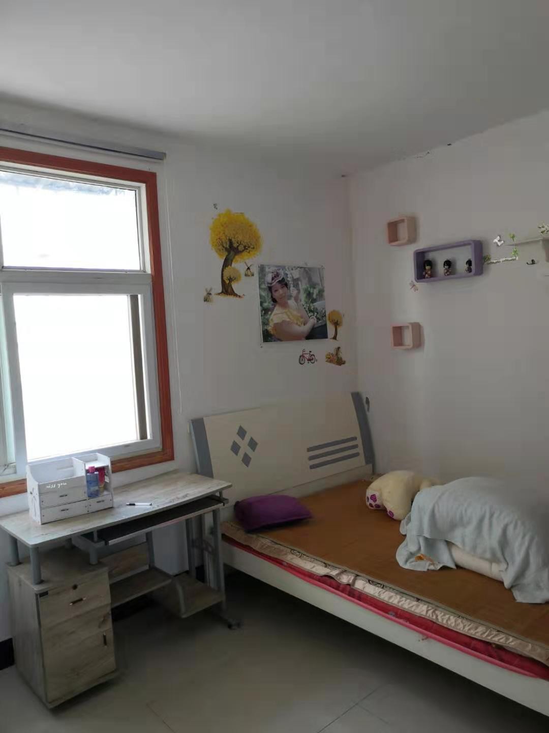 彭场镇剅沟桥小区精装修3房五楼