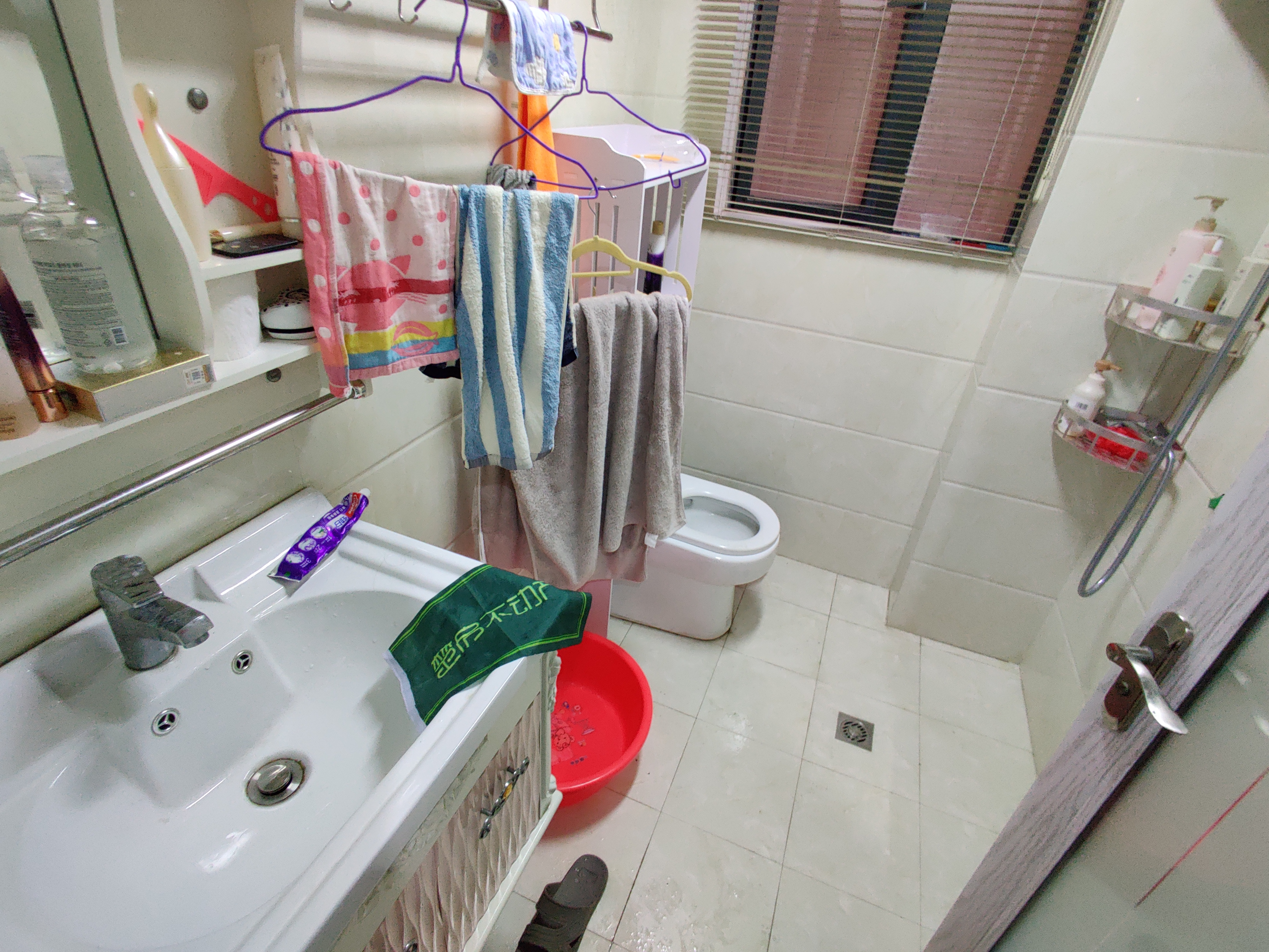 紫金城沔阳小对面幼儿园在小区内很方便精装修三房中间楼层南北通透老证