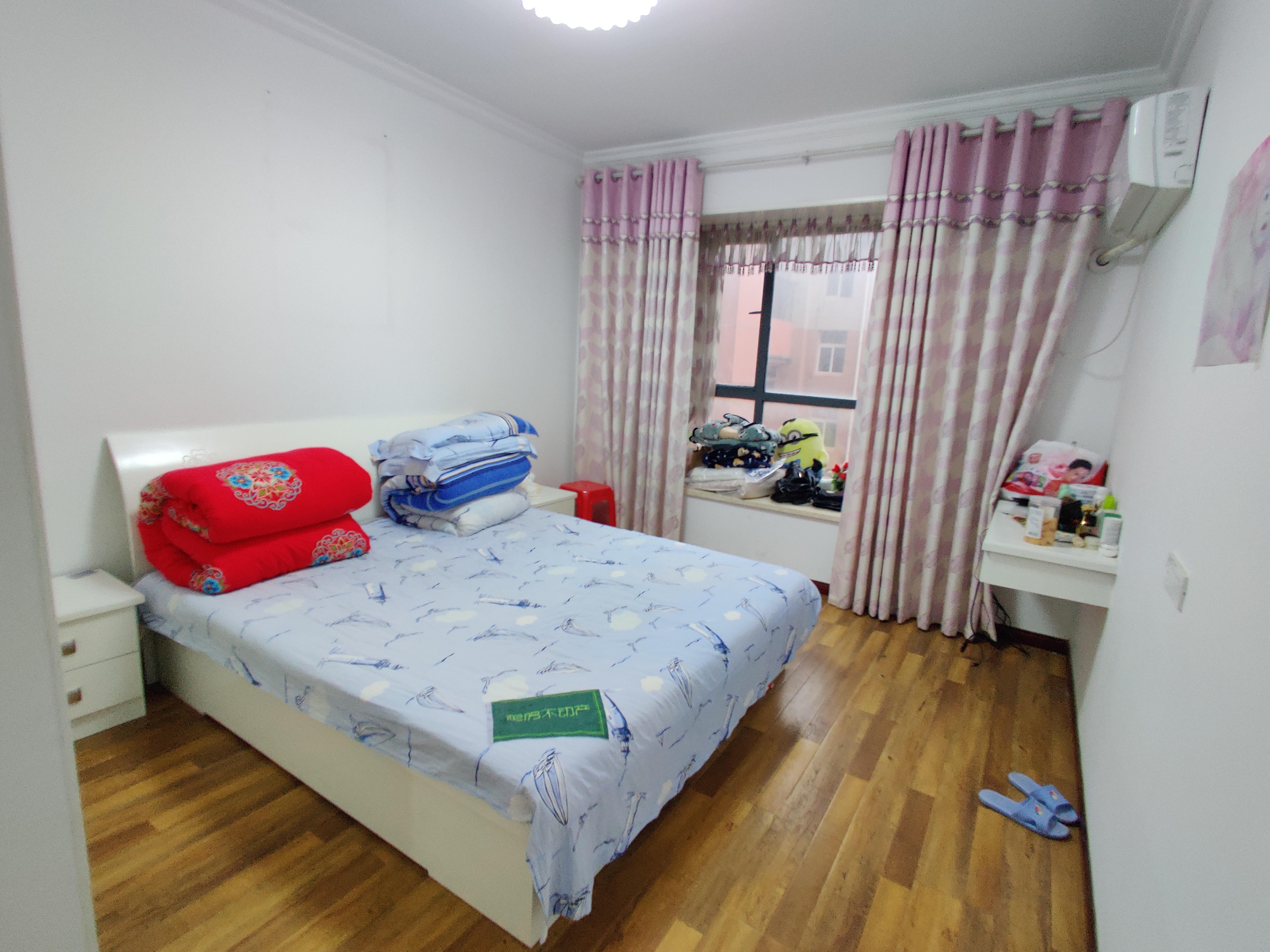 紫金城沔阳小对面幼儿园在小区内很方便精装修三房中间楼层南北通透老证