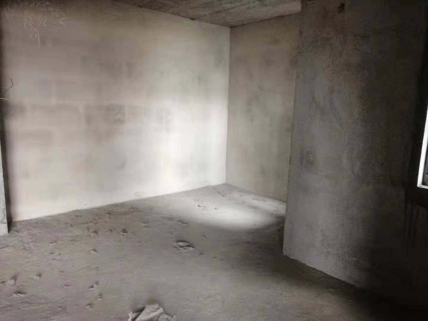 城南天城缘电梯小高层97平56万