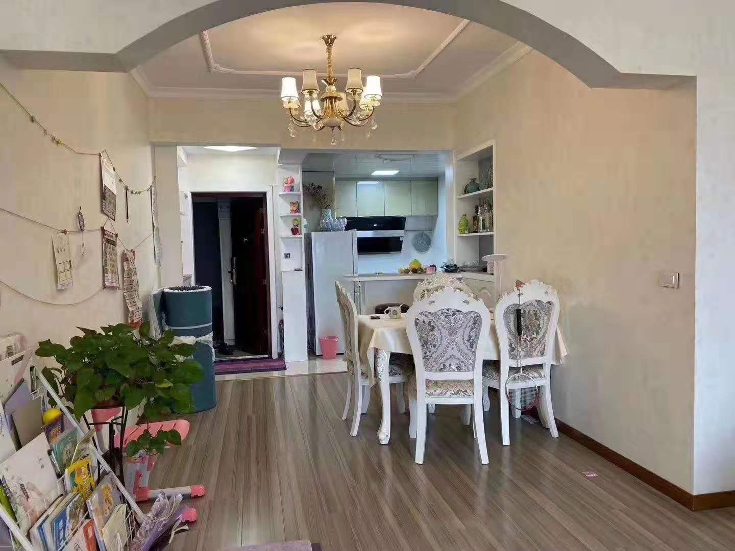 机会来了 快快 森林国际全屋品牌装修材料上等95平2房68万