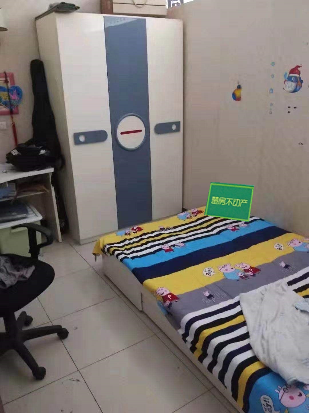 沔阳大道，食品厂宿舍三中前面精装三房出售，直接拎包入住！