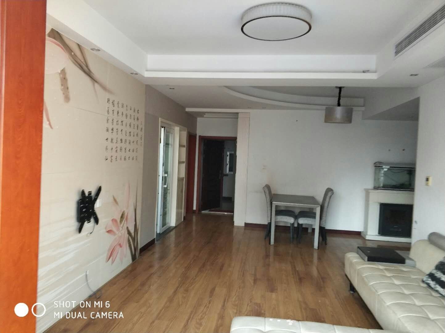 城西，田园国际，精装小三房