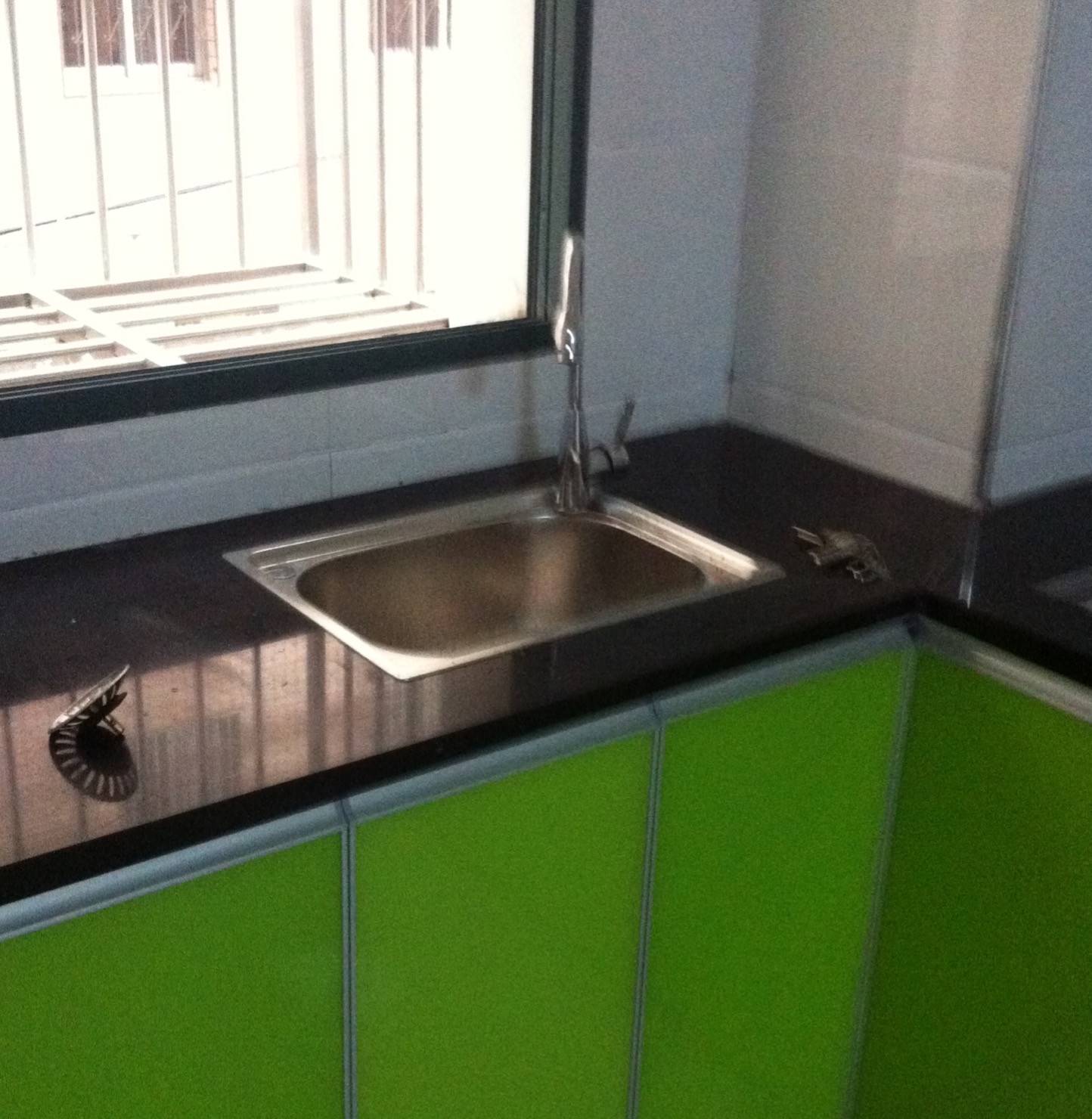 仙桃中学南边、楼层好、不愁租客（博居苑小区）