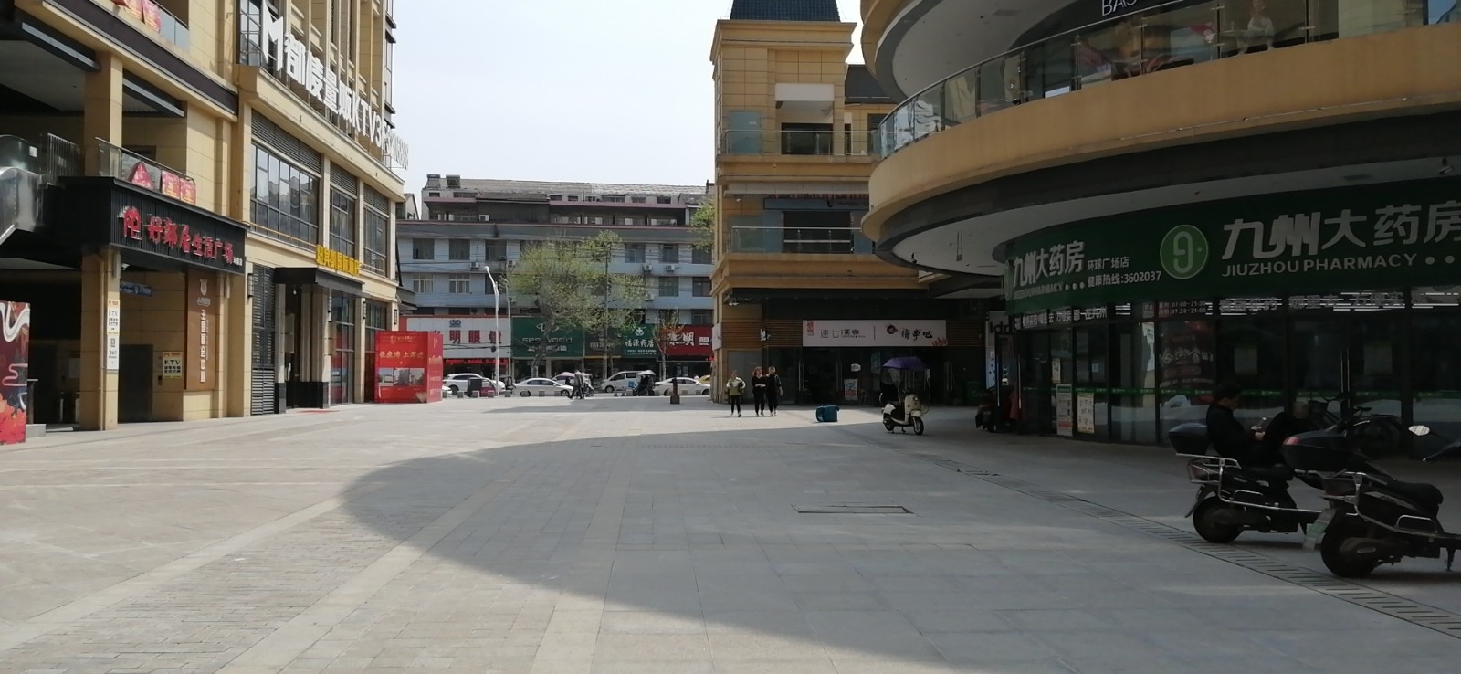 邻靠好邻居新装修商铺转让