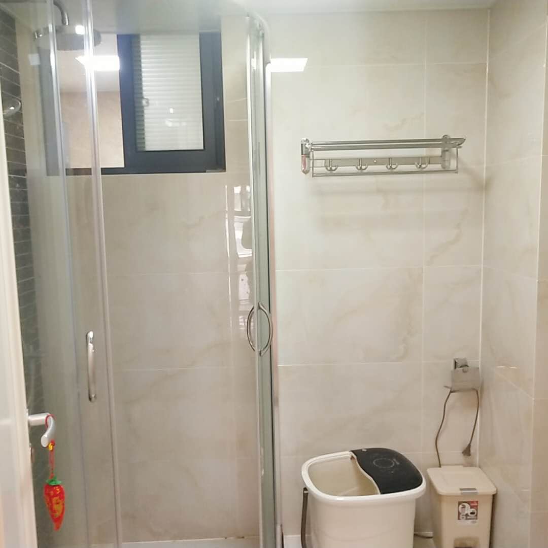 全新豪装三房还赠送超大阳台全屋品牌拎包即住