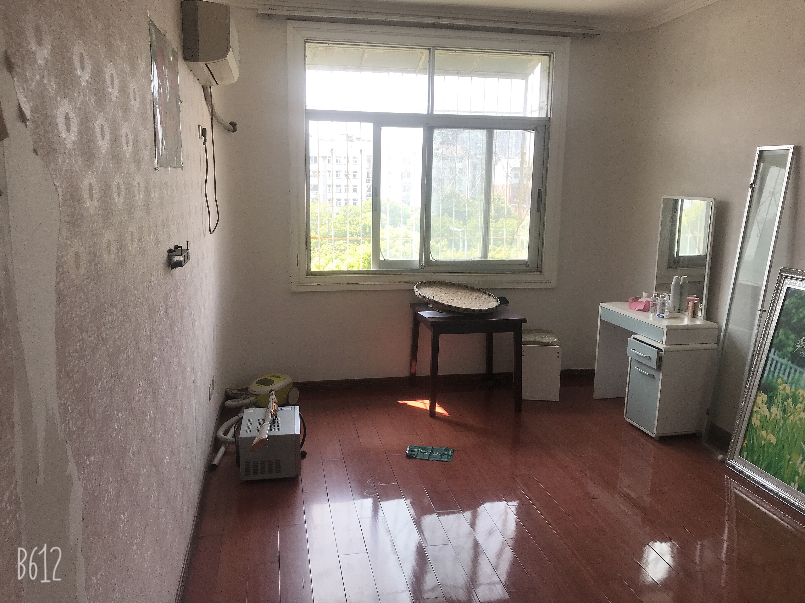 昌盛菜场旁 供电局宿舍 下楼就是菜场 生活购物一条街