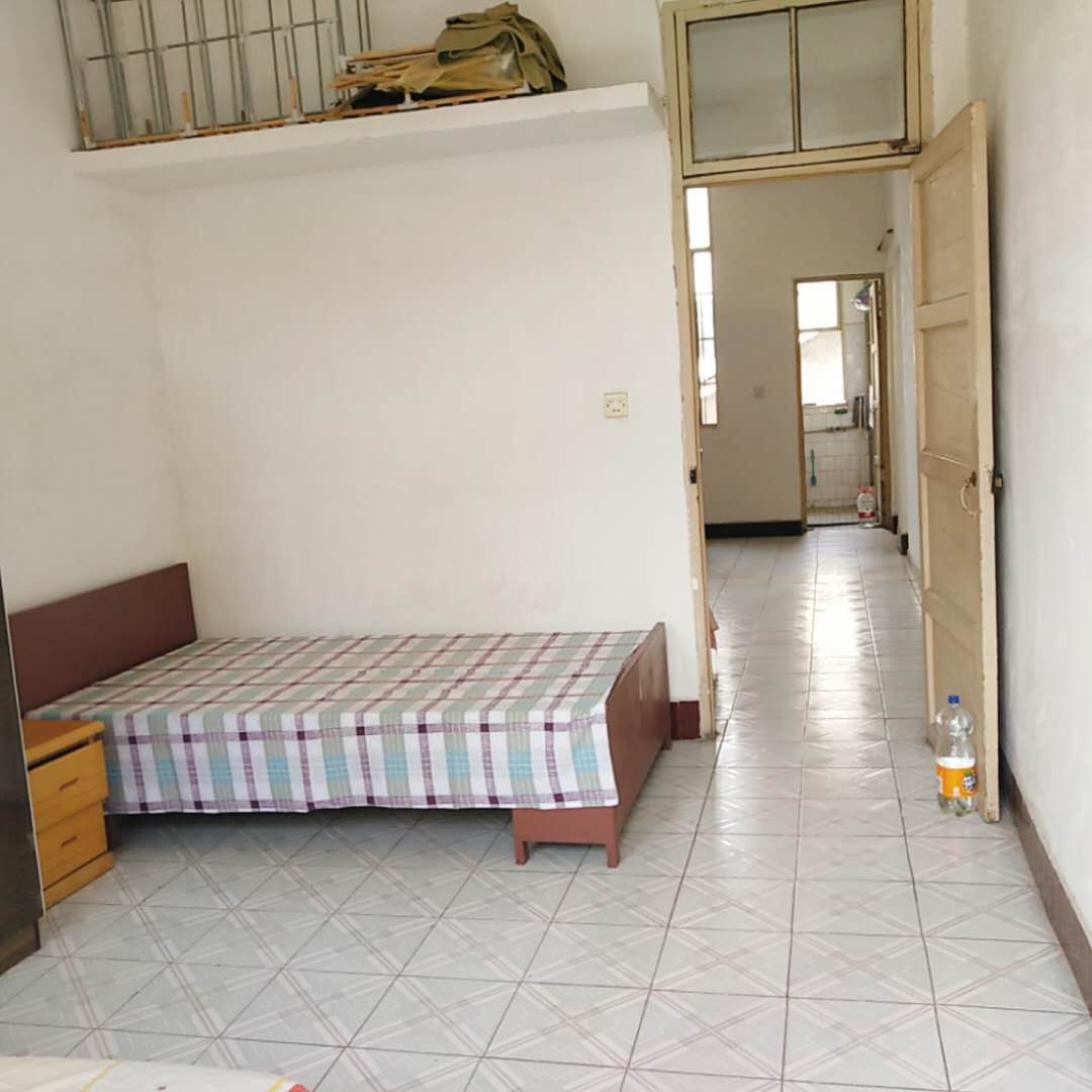 地税宿舍三房中层价格优