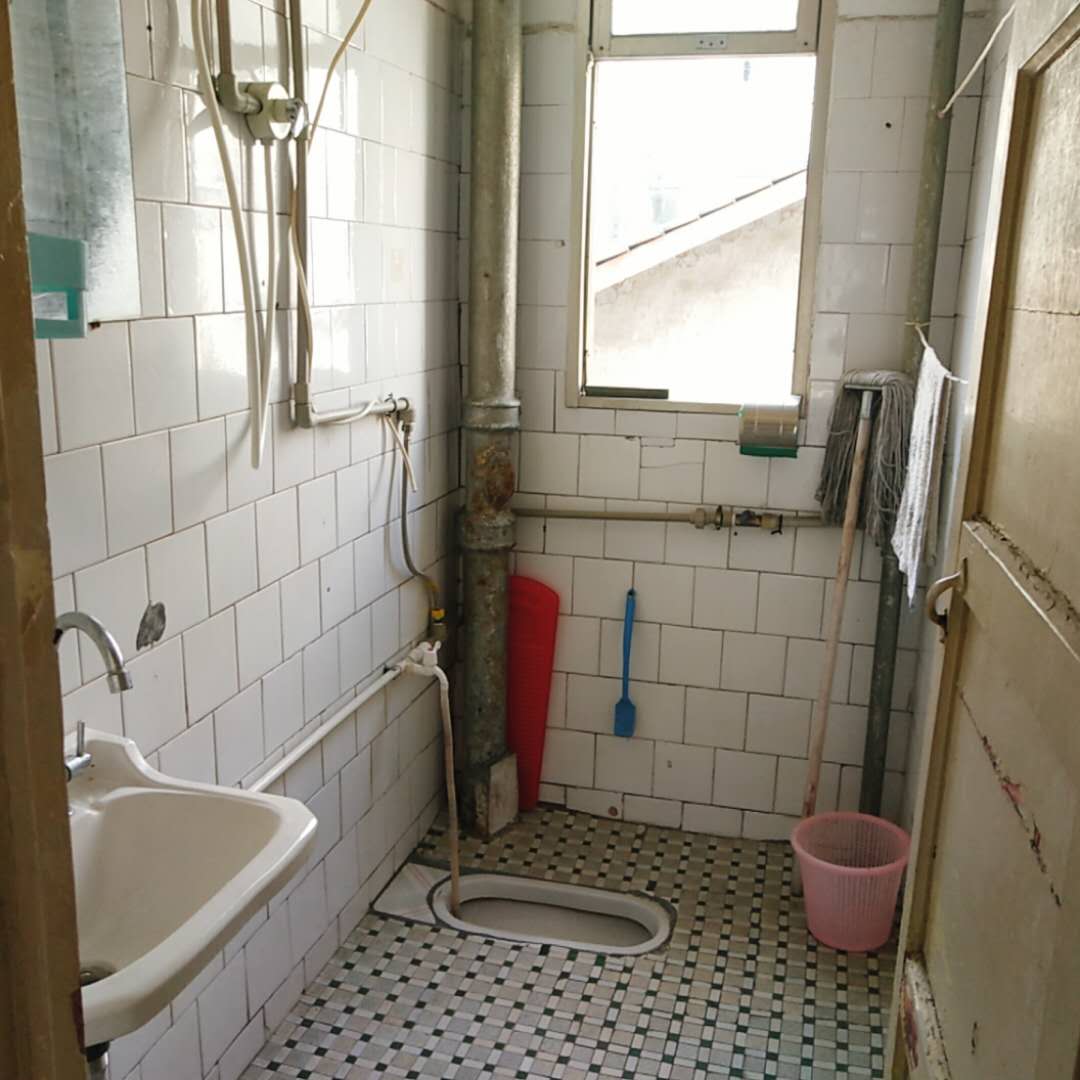 地税宿舍三房中层价格优