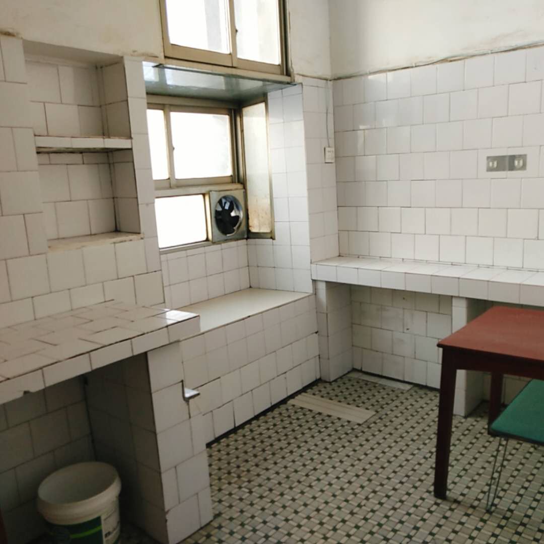 地税宿舍三房中层价格优