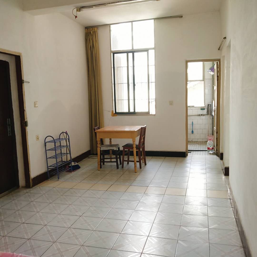 地税宿舍 三房 中层 价格优