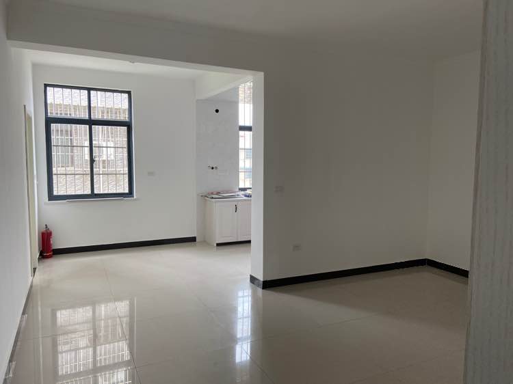 肖台社区3组紧临新农贸市场和昌华物流园