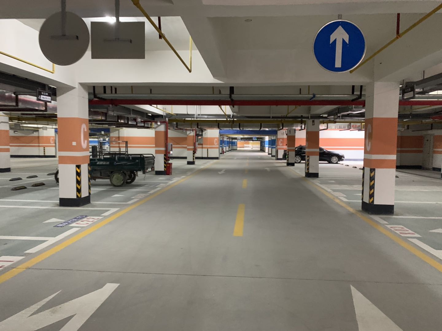 城南领秀城边户采光好 小区环境好 好另外有车位一起出售 看房