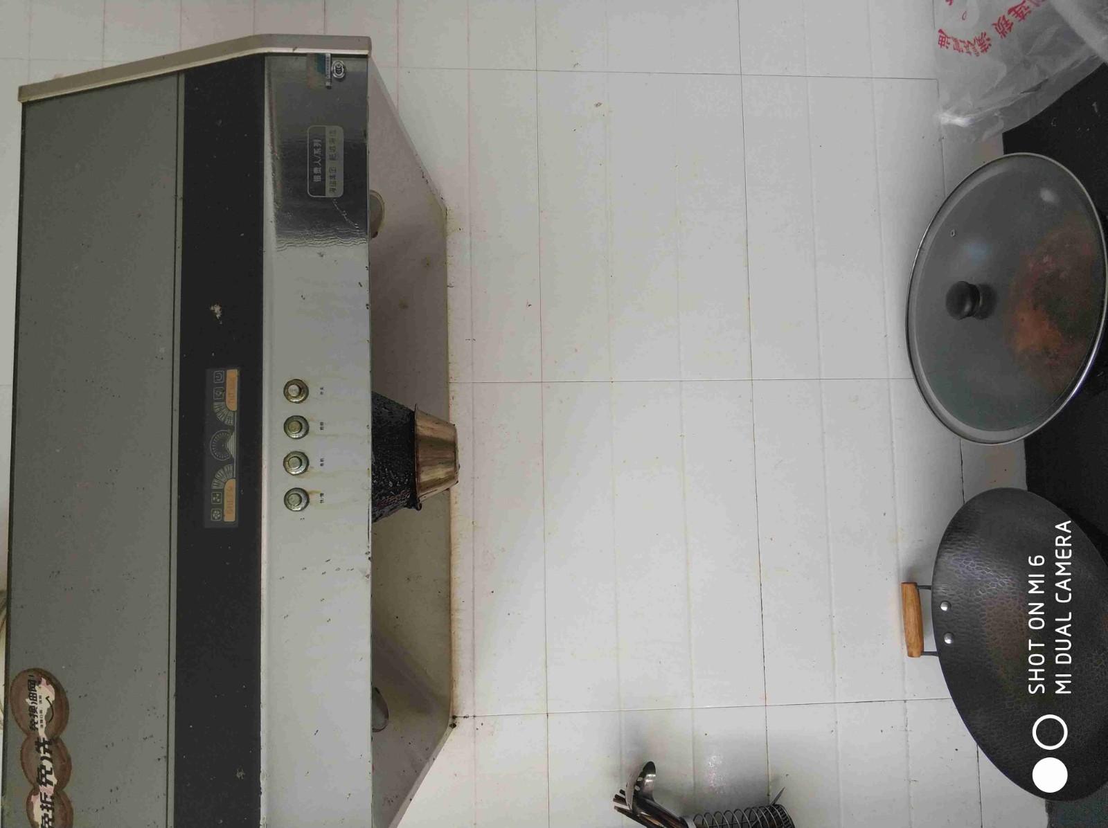 仙桃职业学院对面，四室两厅两卫，家电齐全，拎包即住