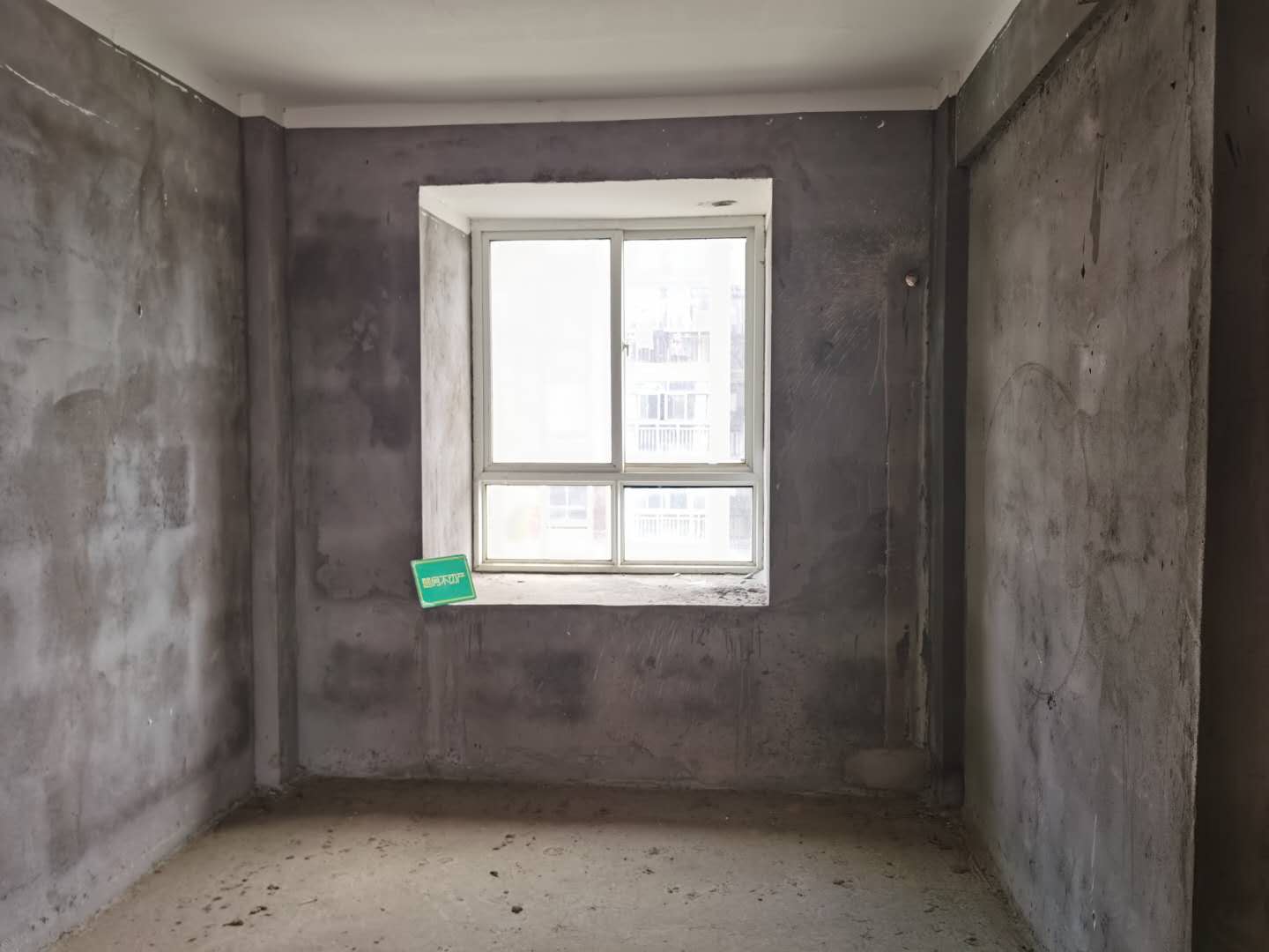 南城新区明珠新城毛坯三室有钥匙看房