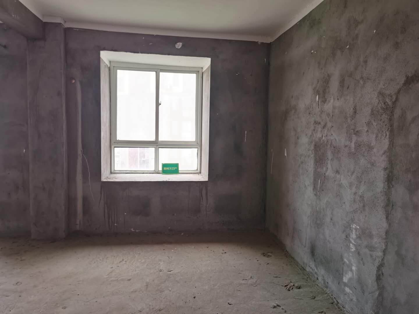 南城新区明珠新城毛坯三室有钥匙看房