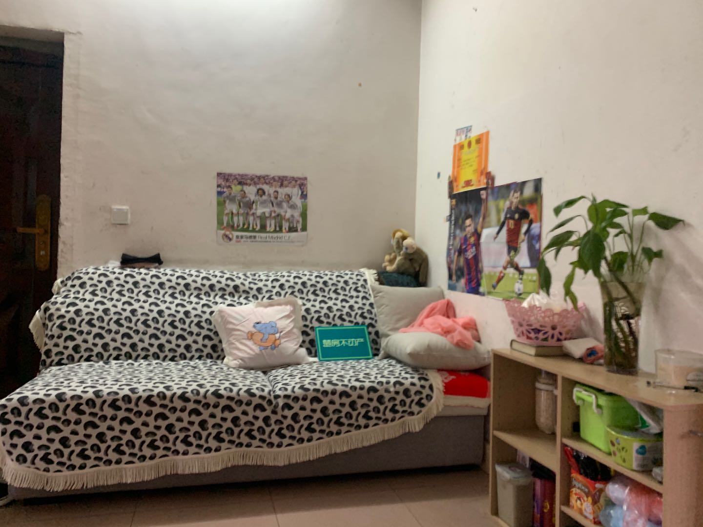 华宝小区精装小三房采光非常好看房方便