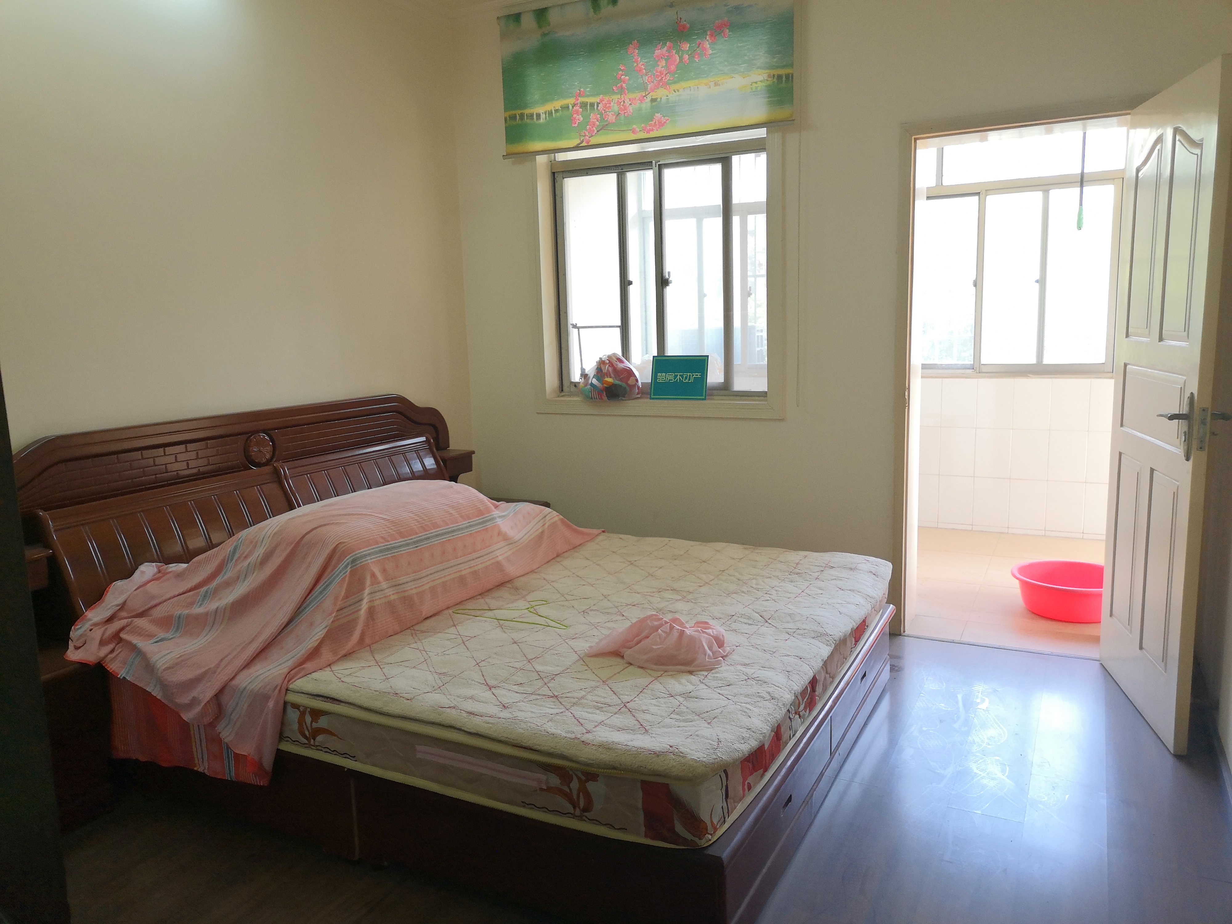 交通路华航小区大三房户型好南北通透楼层佳