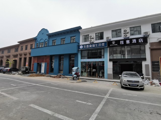  看铺选城南，网红美食街 即出租租金 高一手现铺8888起