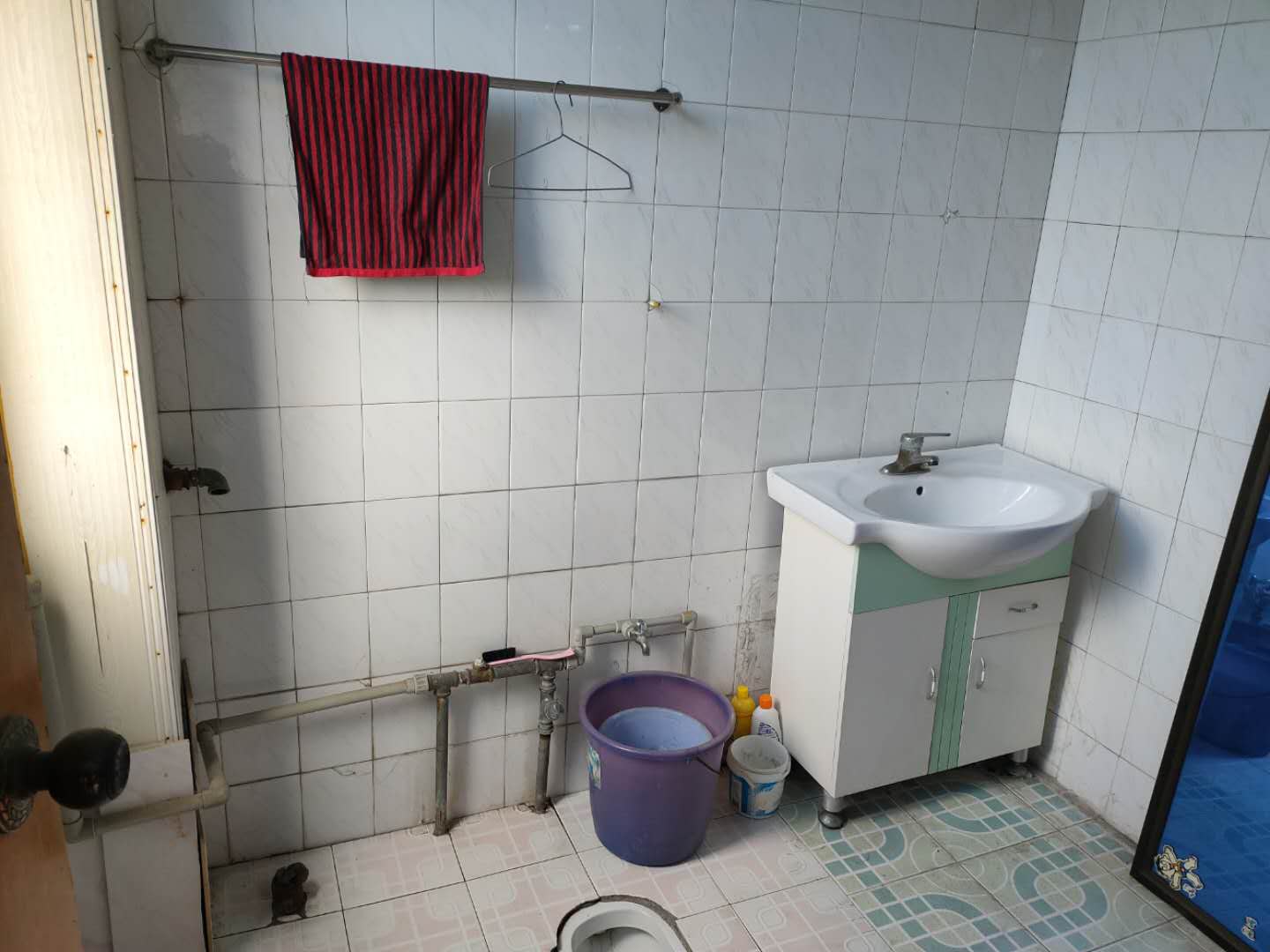 中药材公司宿舍楼中层三房可过户