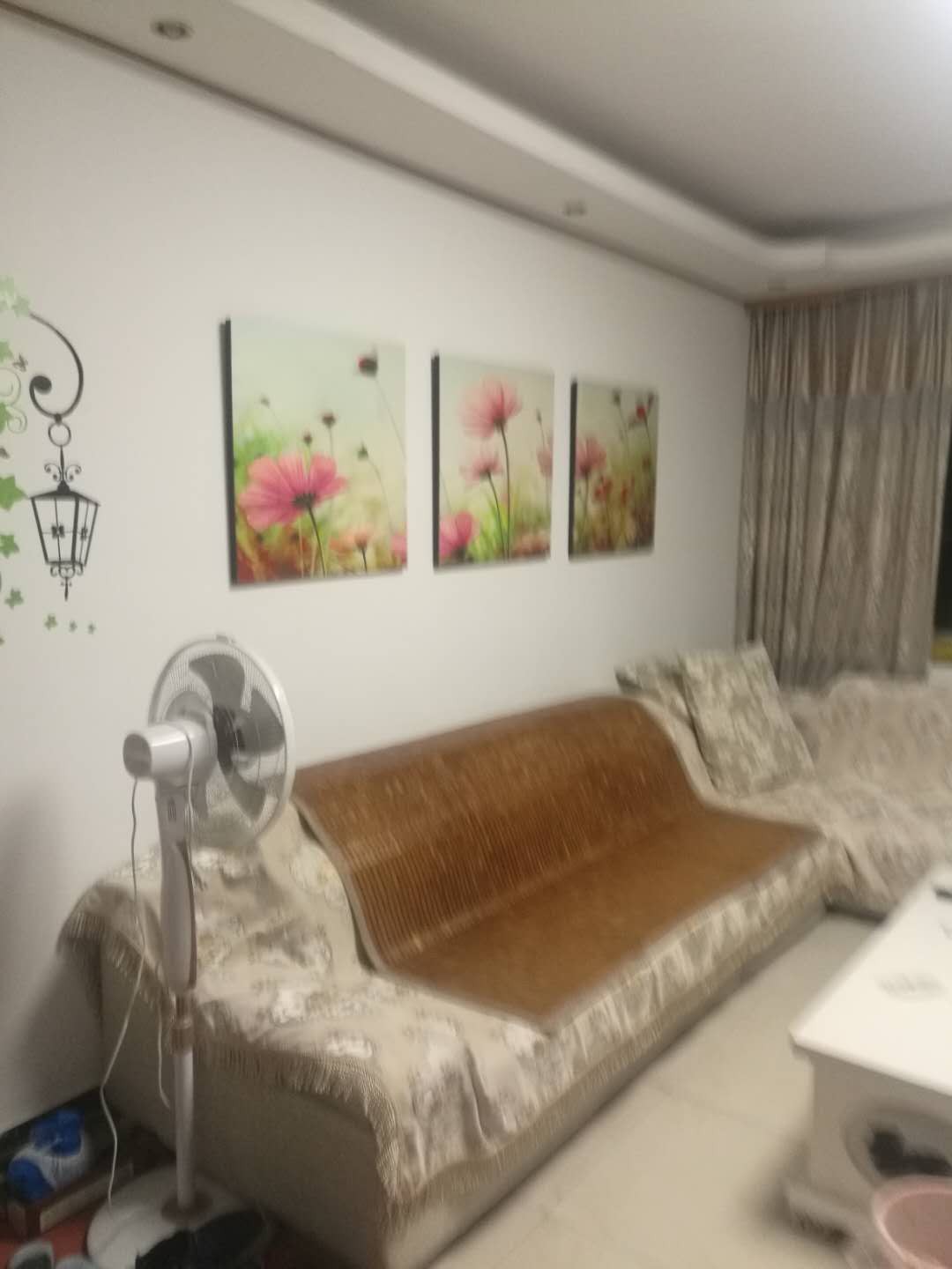 沔阳大道四中旁精装修房