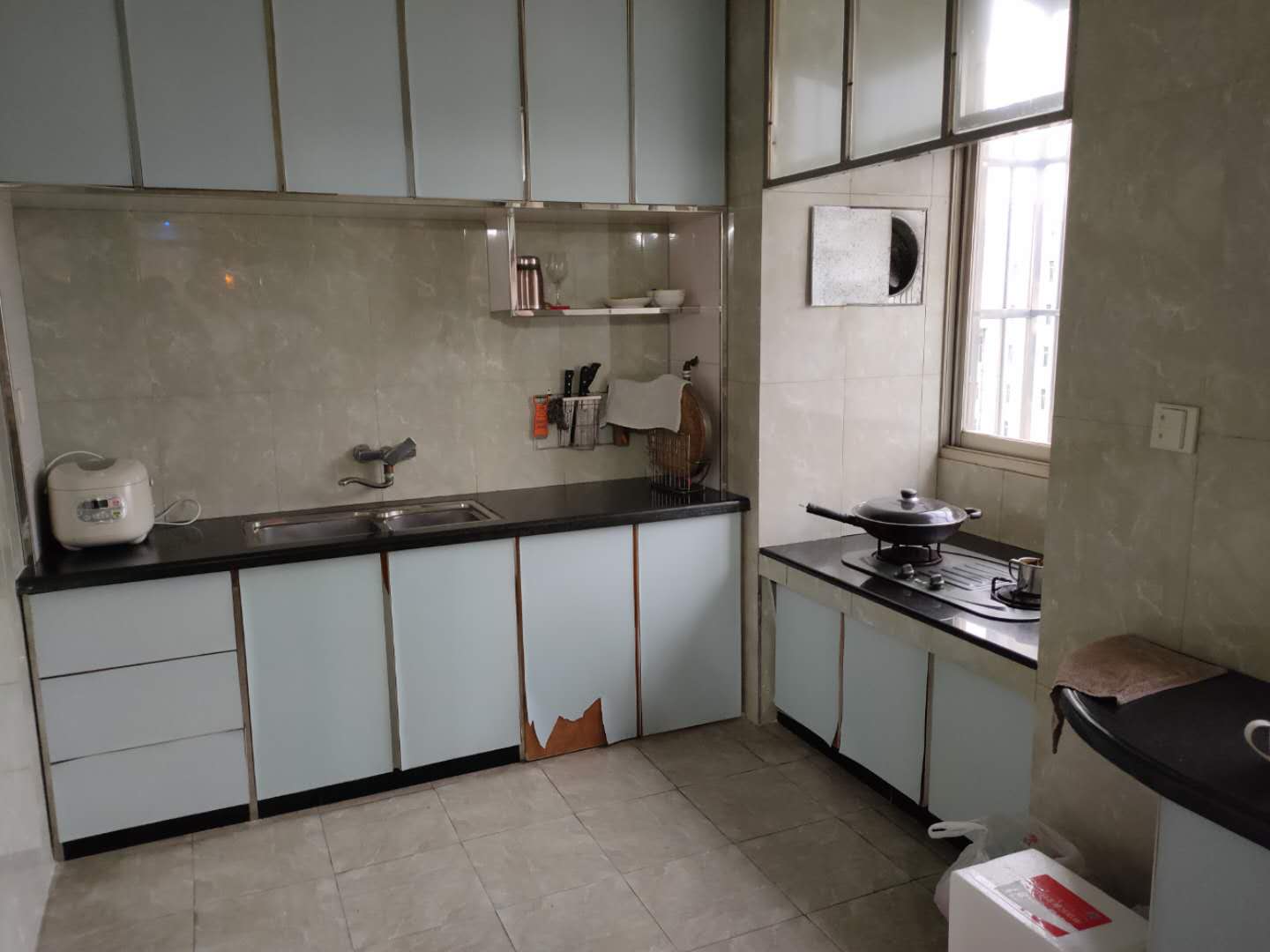 沙嘴公安局宿舍全屋精装修小区有停车位可按揭