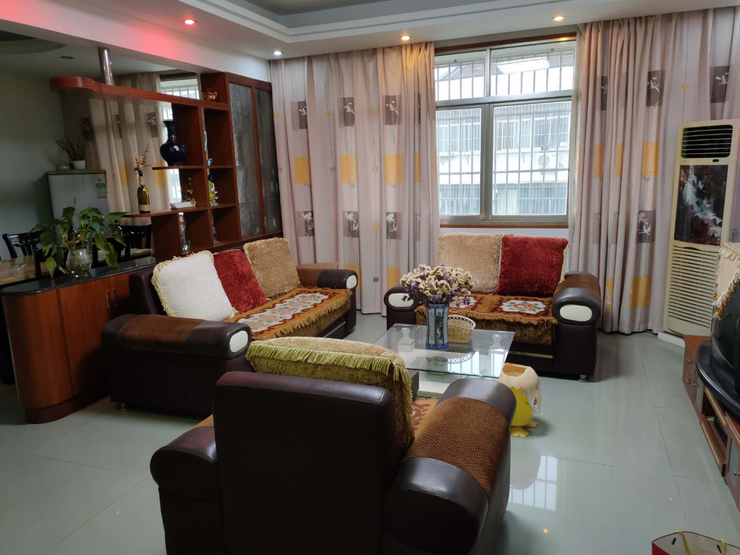 沙嘴公安局宿舍全屋精装修小区有停车位可按揭