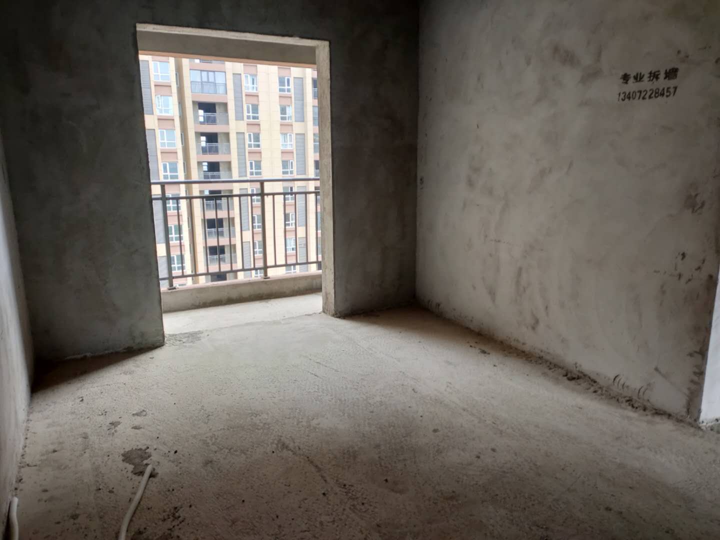 城南景观房湖景房单价不过5千现房看房 联系