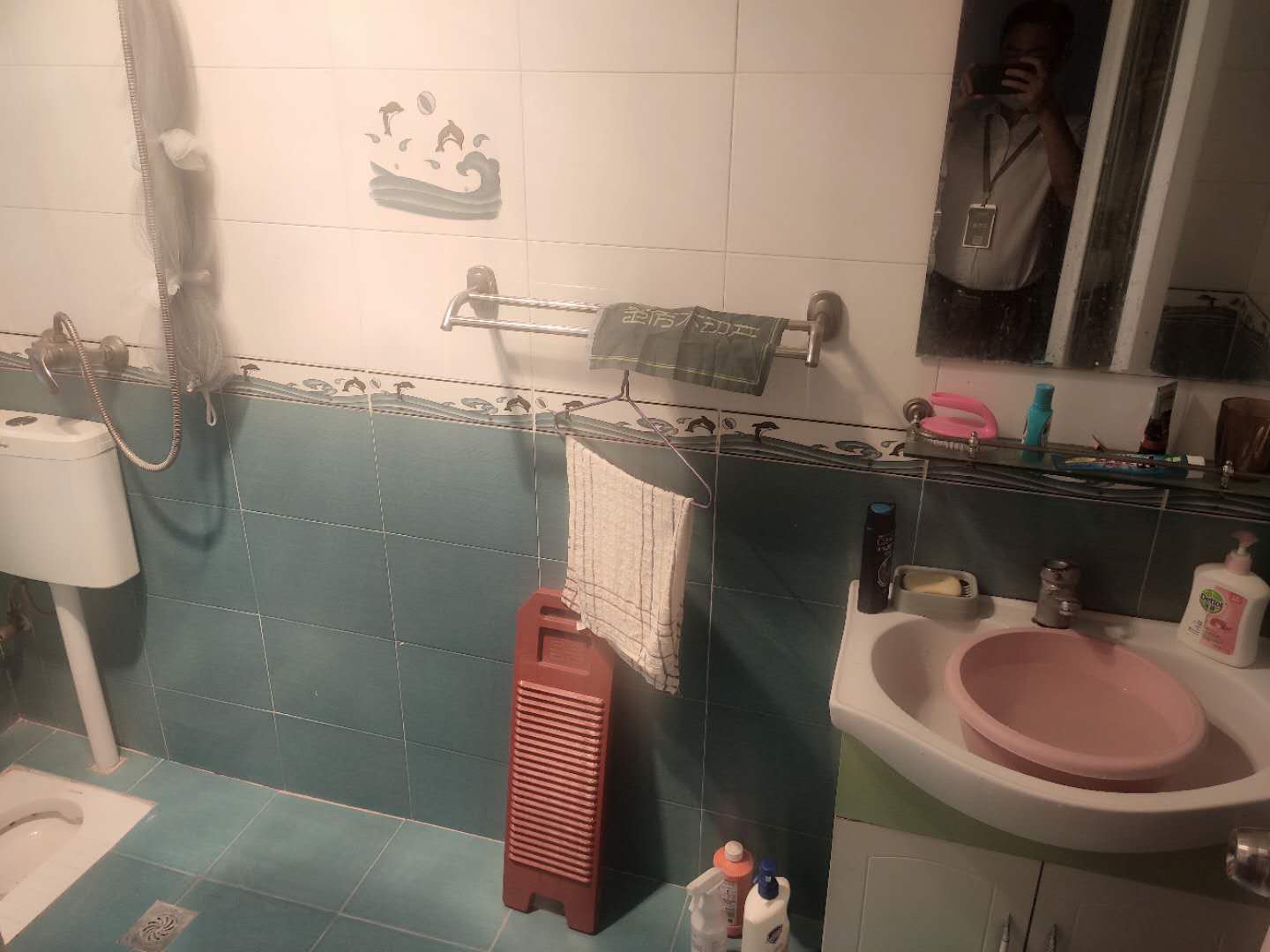 沃尔玛旁华泰家园大三房出售小区带幼儿园产证满二