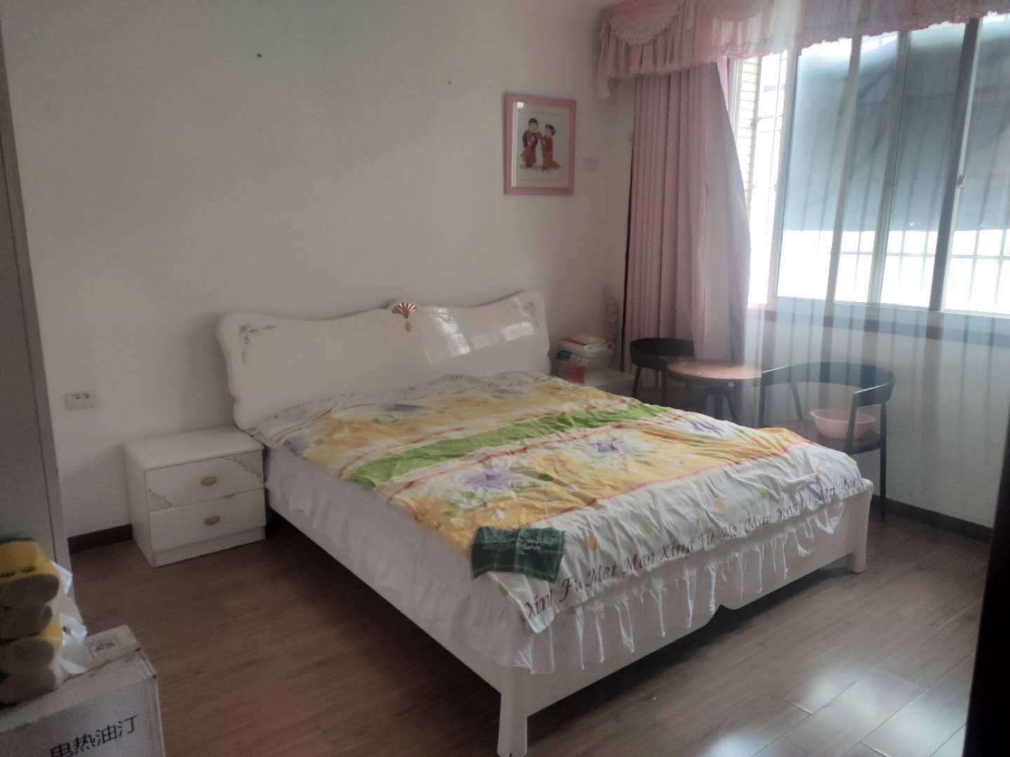 沃尔玛旁华泰家园大三房出售小区带幼儿园产证满二