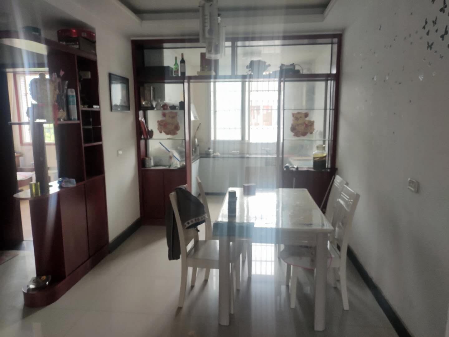 沃尔玛旁华泰家园大三房出售小区带幼儿园产证满二