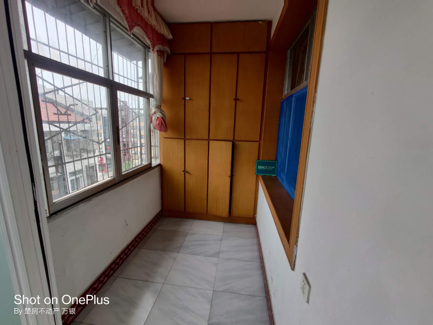 纽芬兰华宝小区房屋敞亮每间房通风阳台大楼层好可随看房