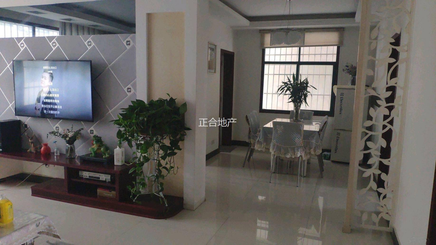 i汽修小区精装三房 交通便利，学校，商城一分钟到！出门仙下河好风景！