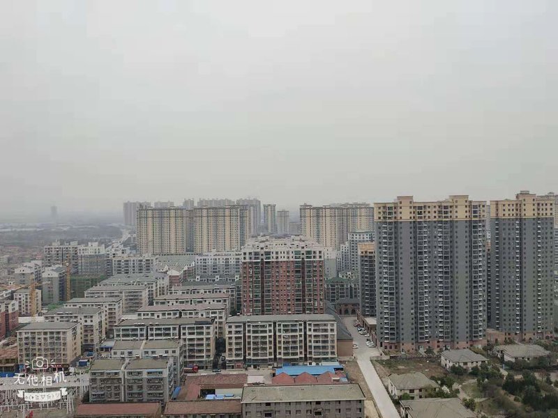 城南 福星城   好的楼层 毛坯大三房送车位  采光通透  看房方便