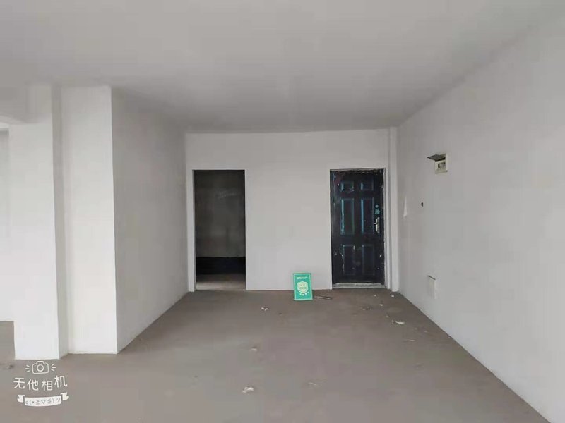 城南福星城好的楼层毛坯大三房送车位采光通透看房方便