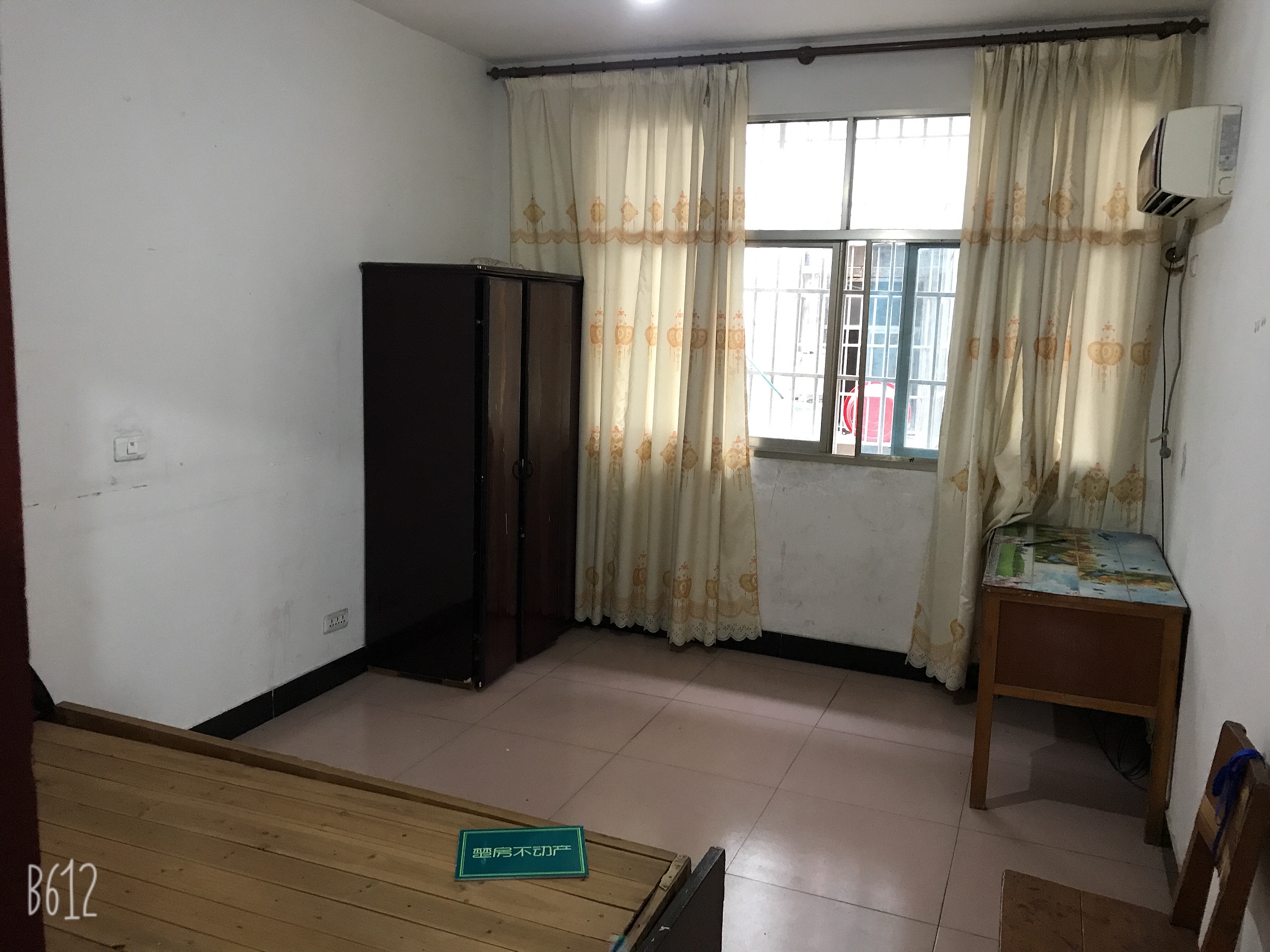 仙桃中学富迪三友附近私房出售两干五层位置霞几好好出租