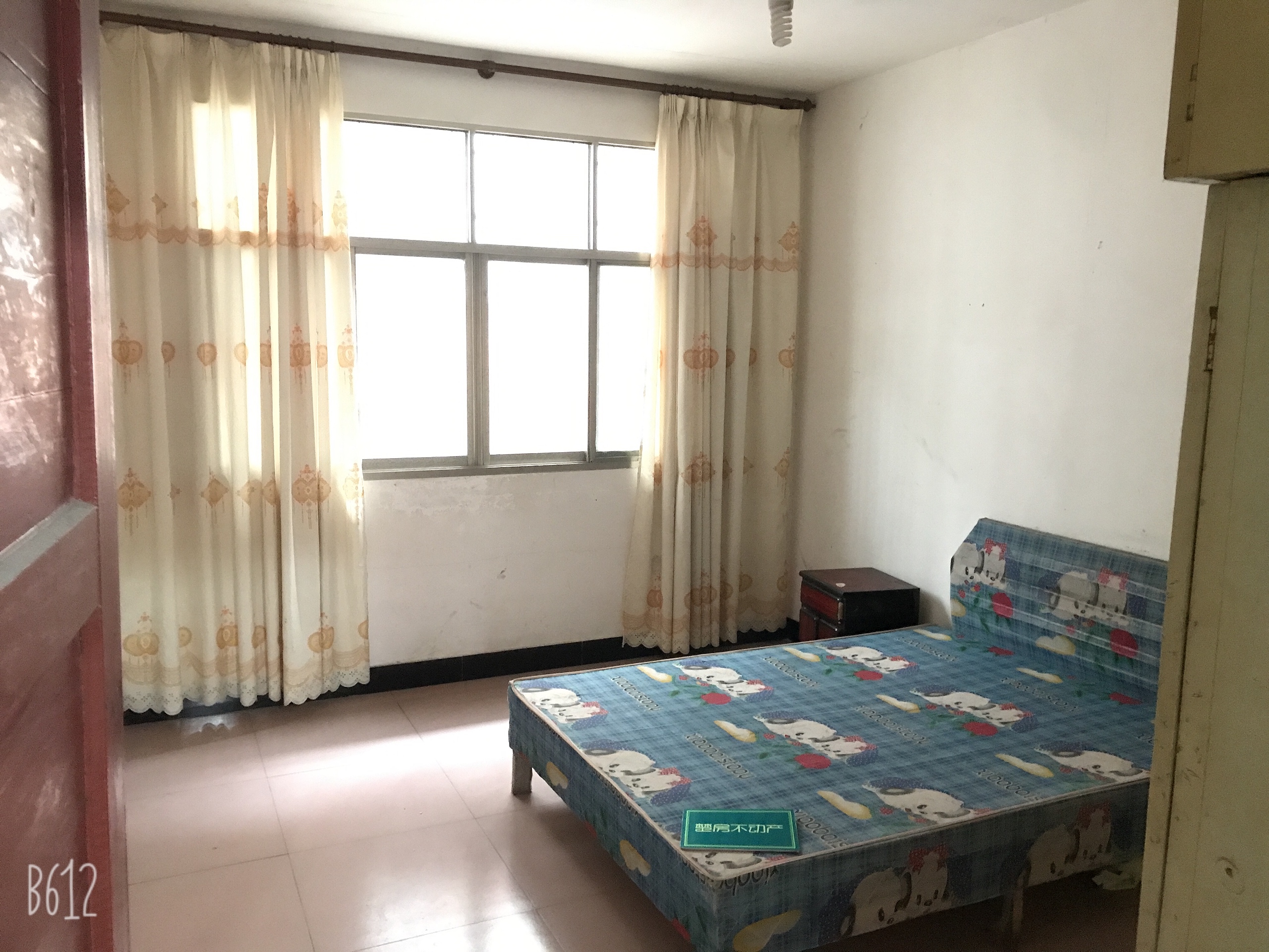 仙桃中学富迪三友附近私房出售两干五层位置霞几好好出租