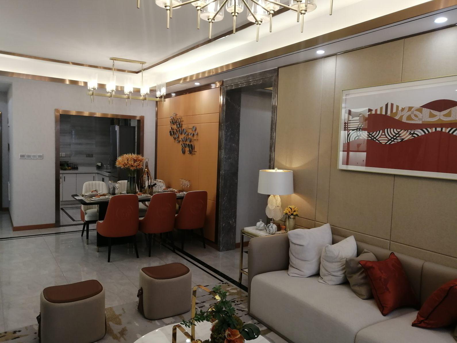 康湾熙岸127平大三房71万 看房