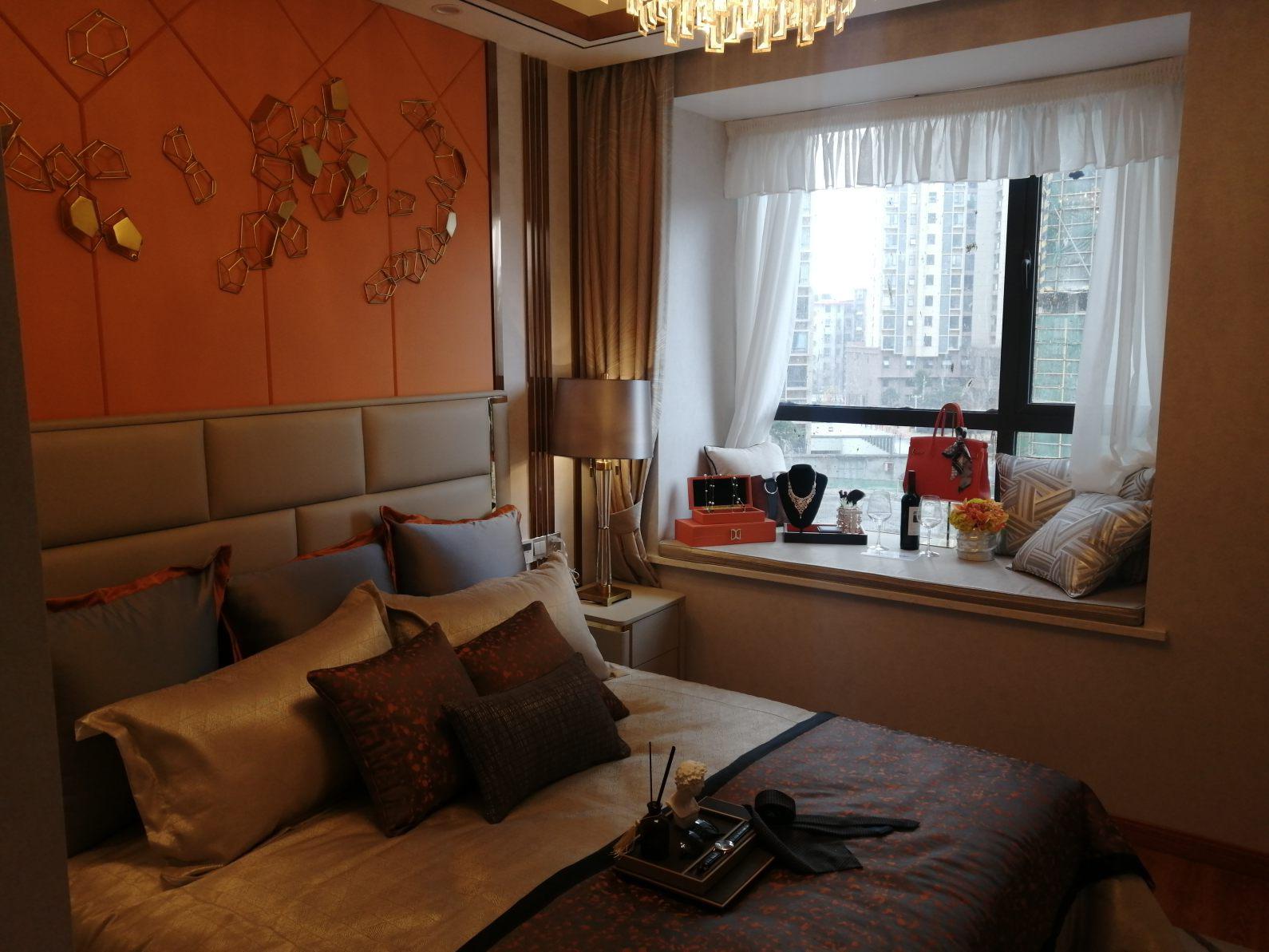 康湾熙岸127平大三房71万 看房