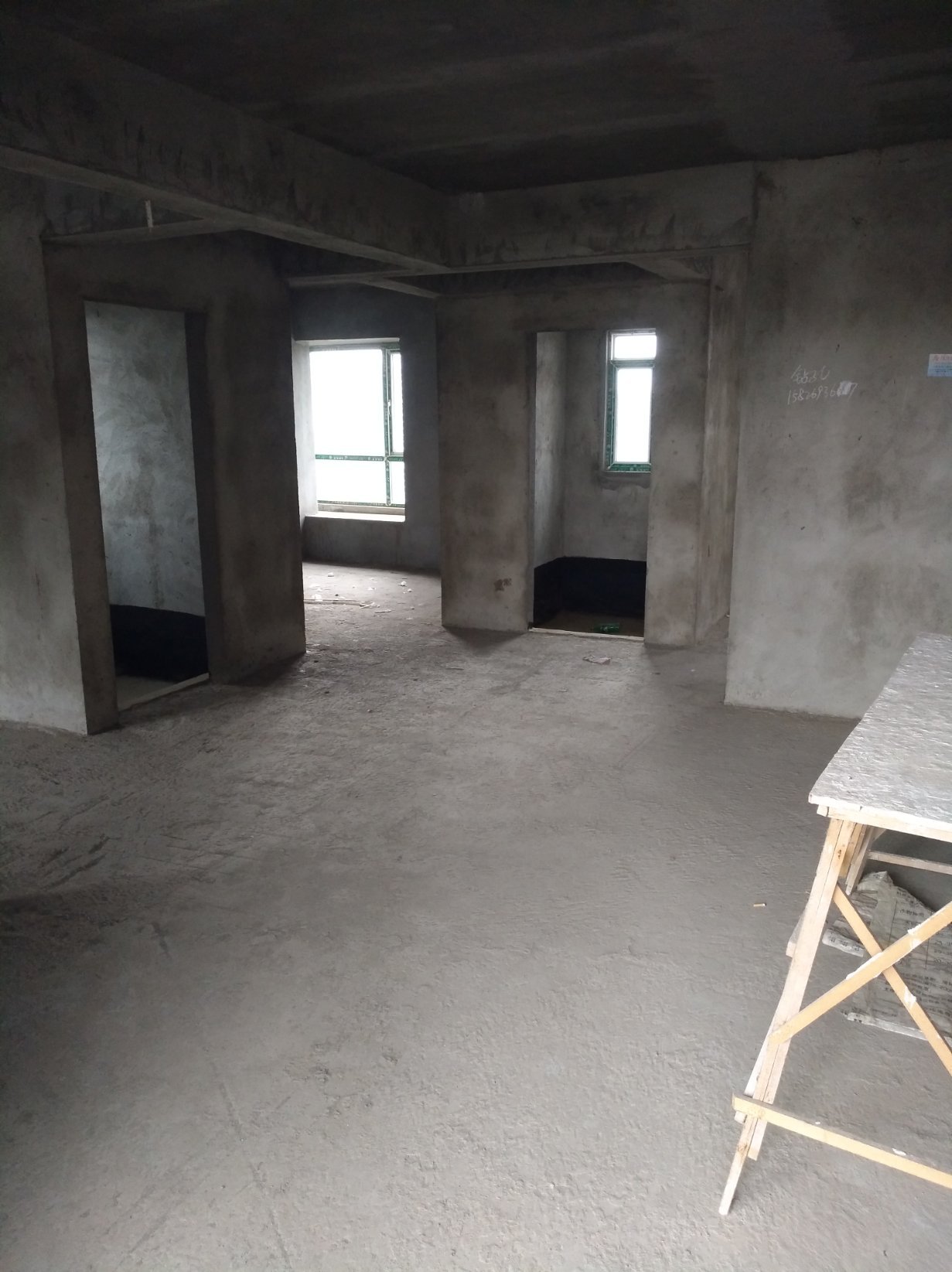 和合国际城楼王 毛坯大三房 124平 78万