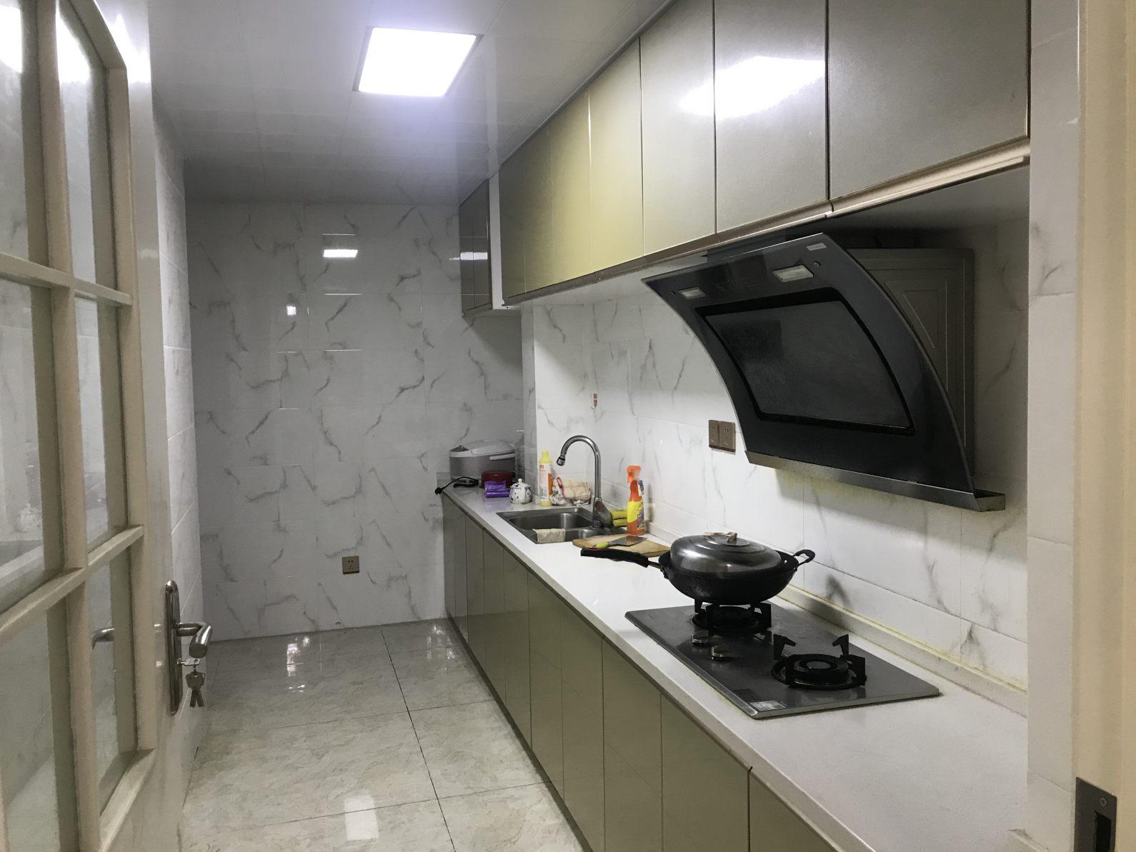 锦绣江山精装三房满二诚心出售