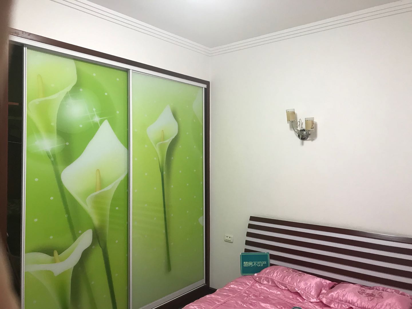 骏马雅苑精装三房拎包入住过渡宜居都适合